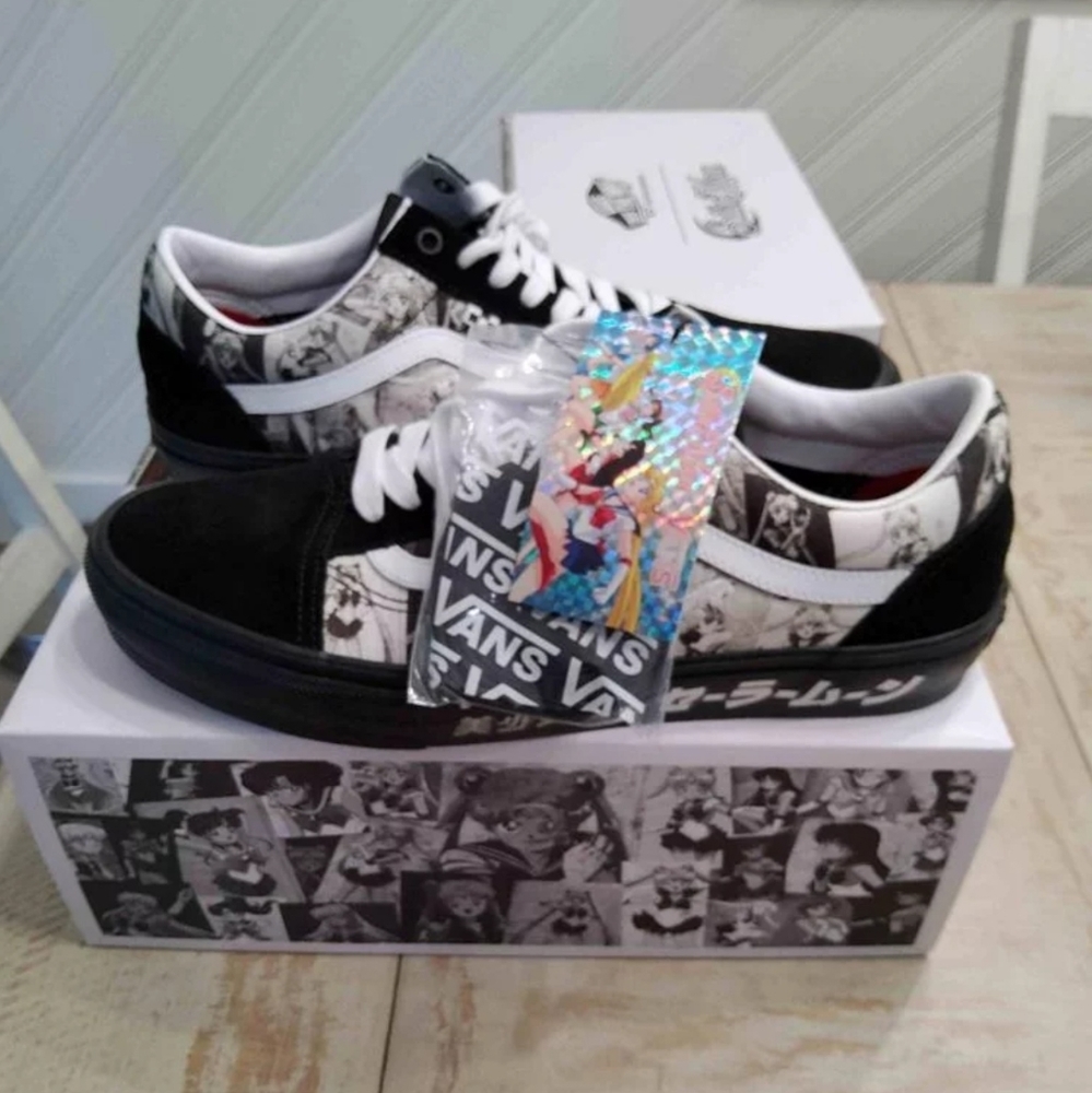 COPY - COPY - VANS SKATE OLD SKOOL, PRETTY GUARDIAN SAILOR MOON SAILOR BLACK, B…